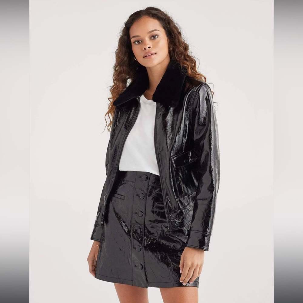 7 for all Mankind NWT Genuine Leather Jacket with removable Collar, real Fur.
